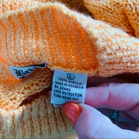 Vintage 80’s/90’s Peach Mock Neck Sweater Sz Large - Picture 6 of 6